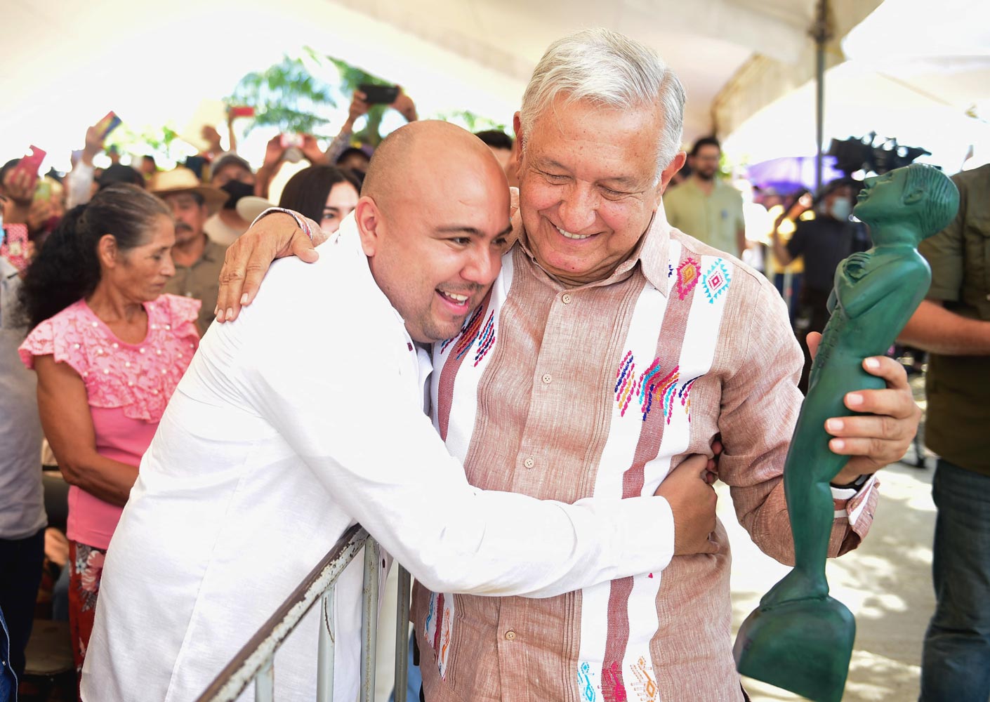 AMLO Anuncia Contrución de la Universidad BENITO JUÁREZ en Villa Corzo