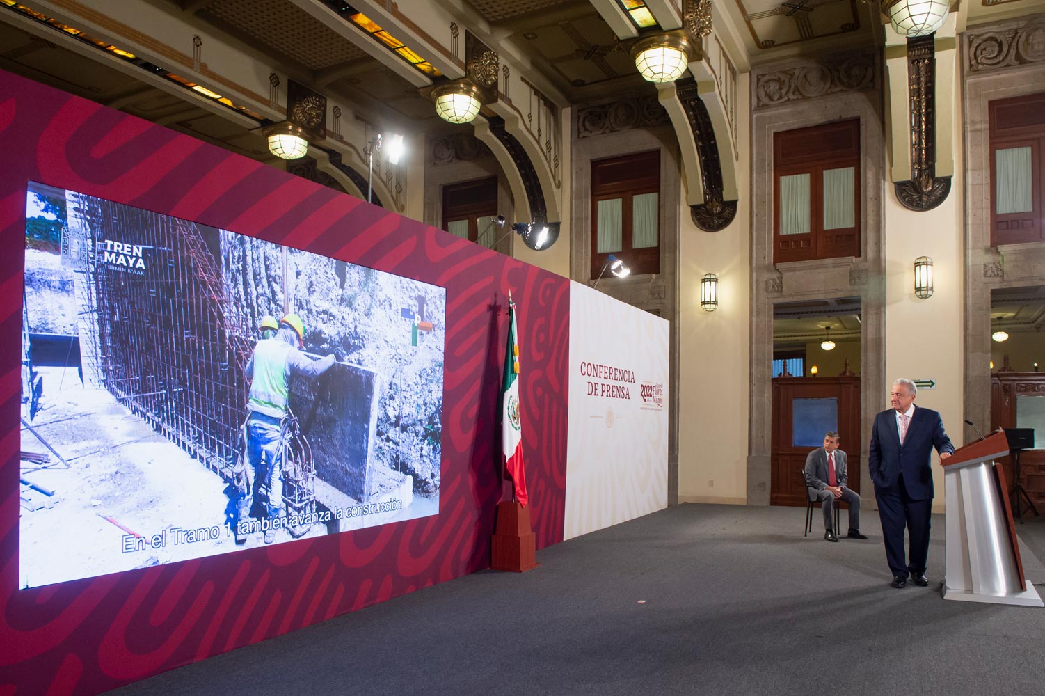 AMLO garantiza continuidad del Tren Maya; declararlo obra de seguridad nacional ayudará a cuidar recursos, afirma