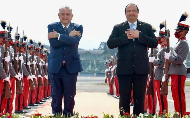Sobre la Cumbre de las Américas y la importancia de la postura presidencial.