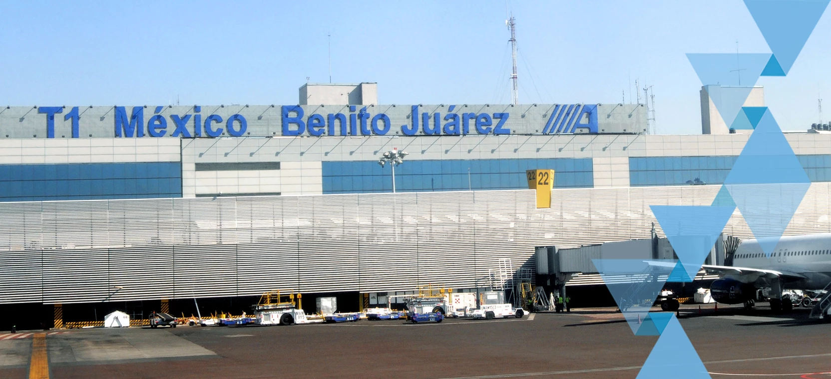 Gobierno federal hace ajustes en AICM para control de tráfico aéreo; Marina asume seguridad.