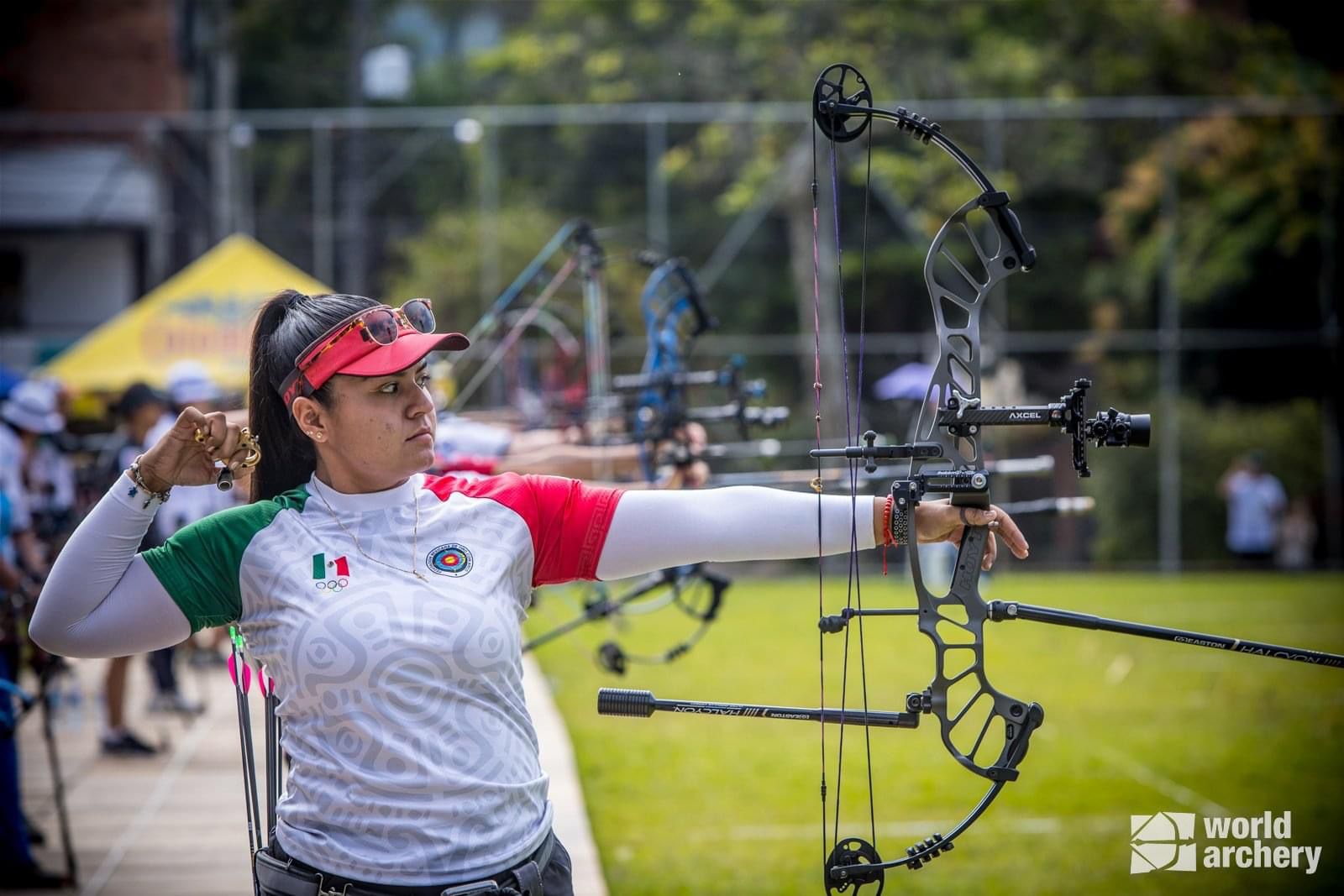Con tres medallas, México finaliza participación en Copa del Mundo de Tiro con Arco