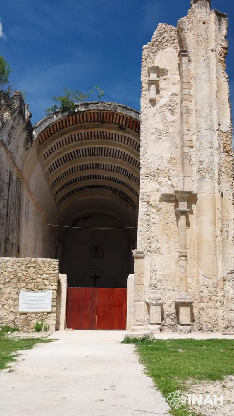 INAH entrega los trabajos de restauración del frontispicio del Templo del Niño Jesús, en Tihosuco, Quintana Roo