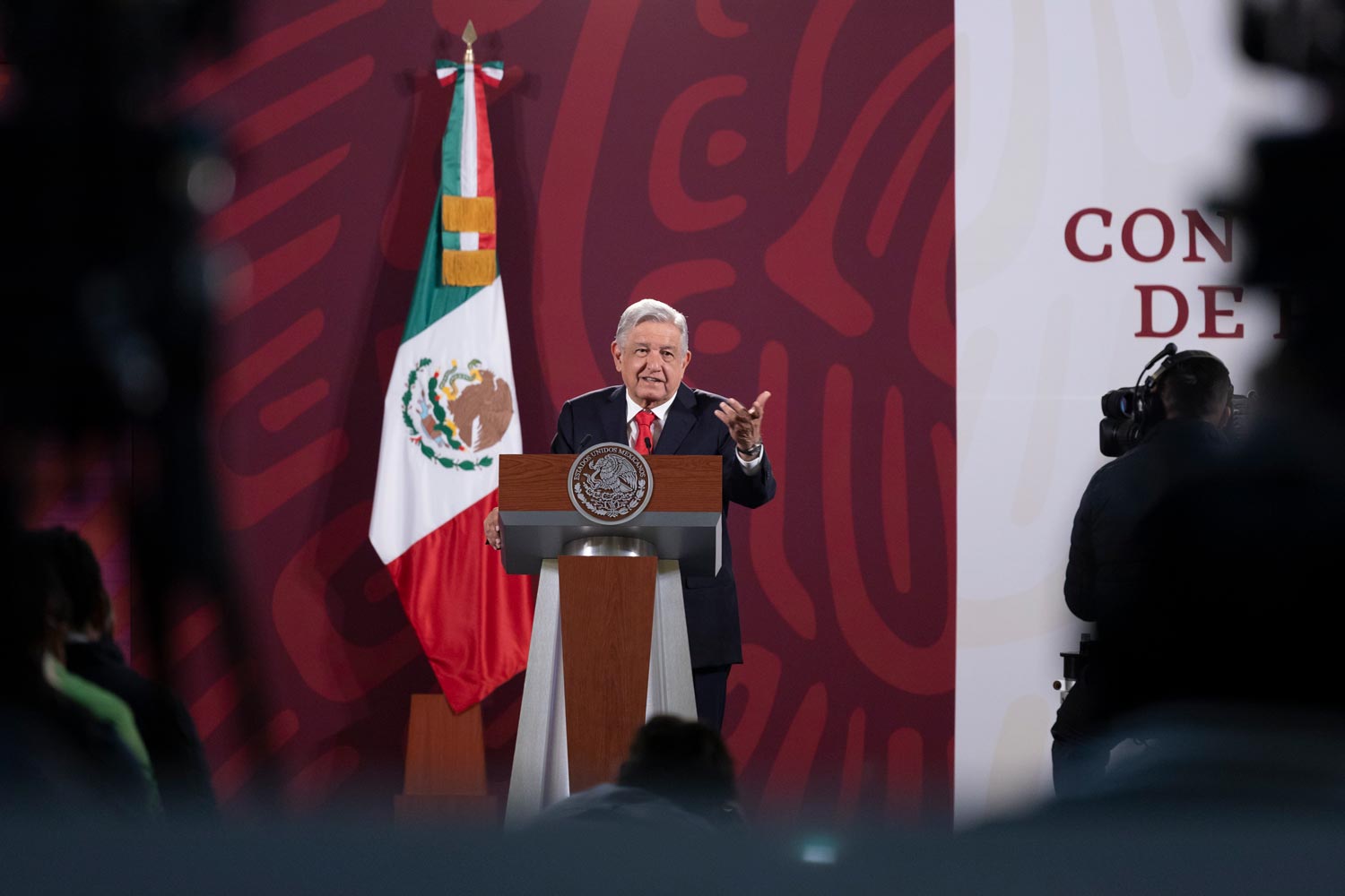 AMLO autoriza abrir archivos de la Secretaría de la Marina sobre la Guerra Sucia