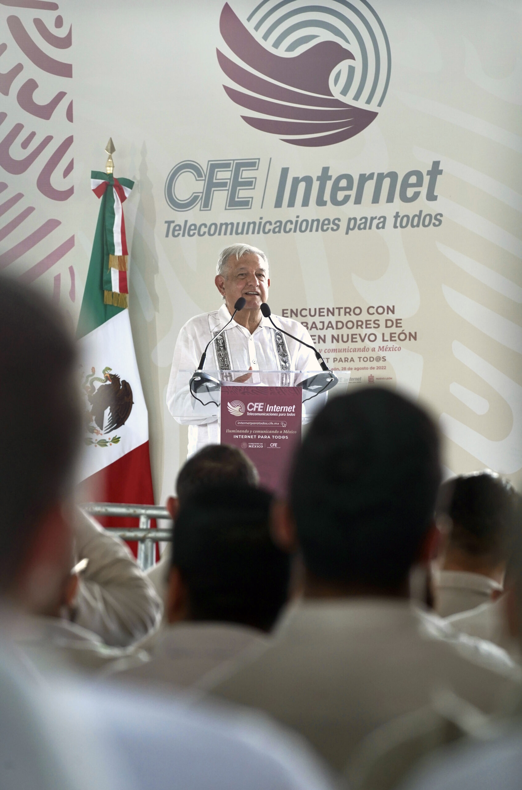 AMLO anuncia reforzamiento de acciones para recuperar cuerpos de mineros en Coahuila; familiares recibirán mayor indemnización