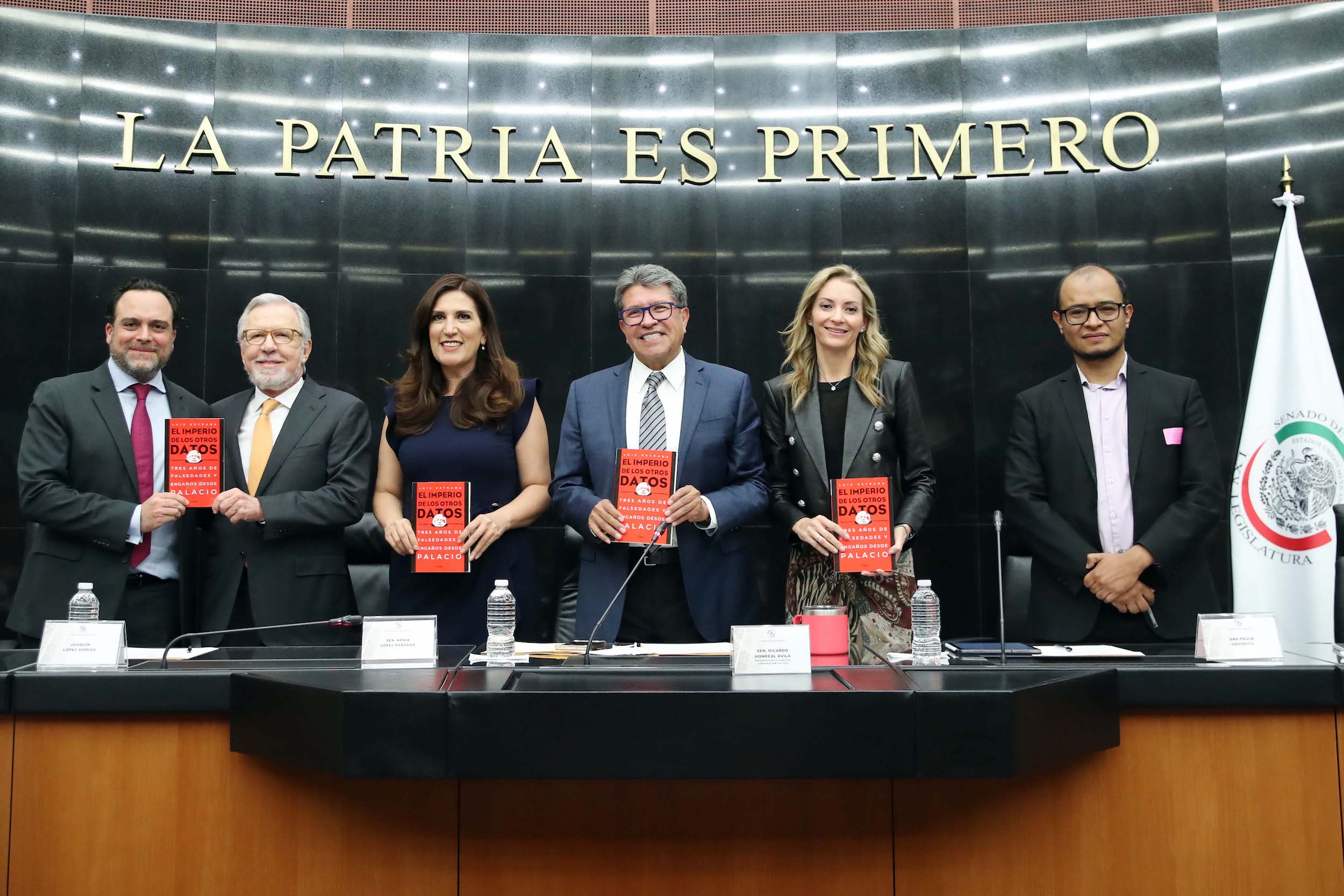 Presentan en el Senado el libro “El imperio de los otros datos”, de Luis Estrada