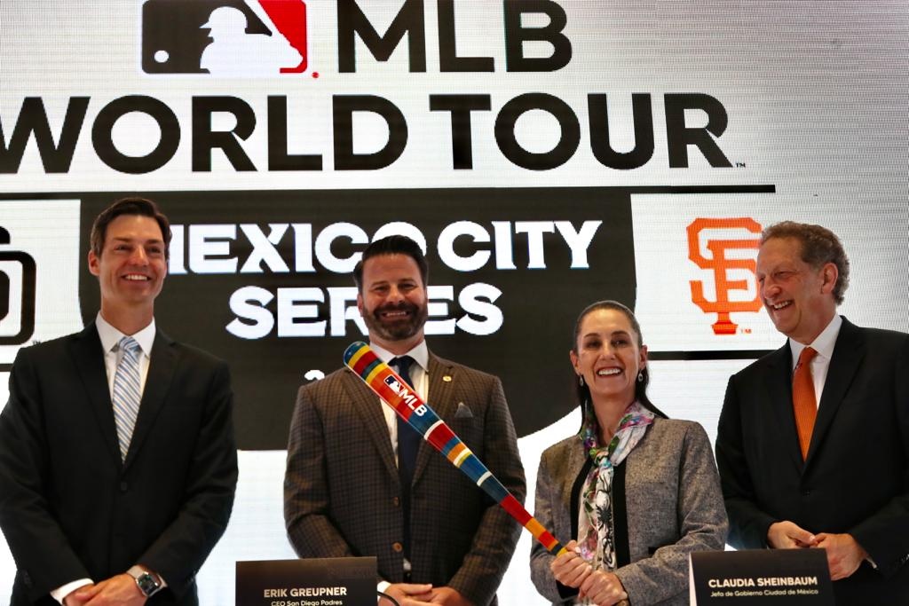Anuncia Claudia Sheinbaum celebración por primera vez en la historia de dos juegos oficiales de Grandes Ligas entre Gigantes de San Francisco y Padres de San Diego