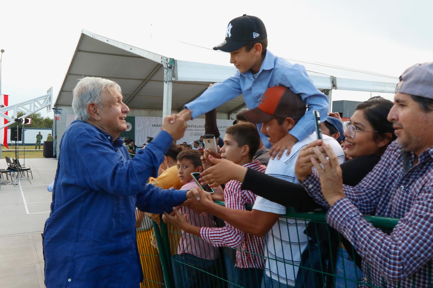 Estamos domando la inseguridad con acciones de bienestar: AMLO