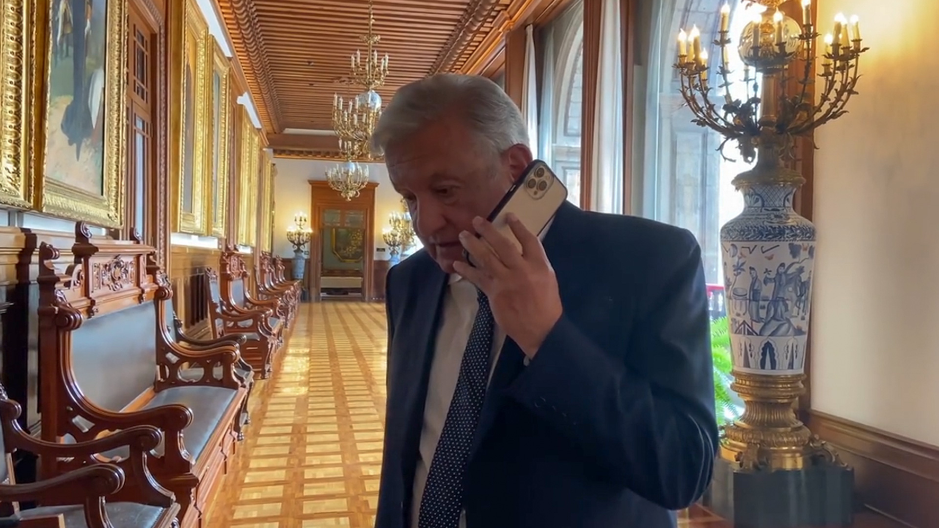 Presidente da seguimiento a acciones de atención y evaluación de daños tras sismo con epicentro en Coalcomán, Michoacán