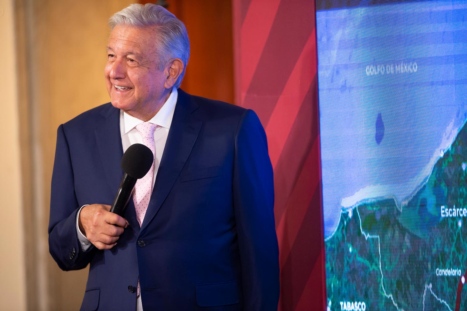 Finanzas públicas sanas impulsan desarrollo y Programas para el Bienestar, afirma AMLO