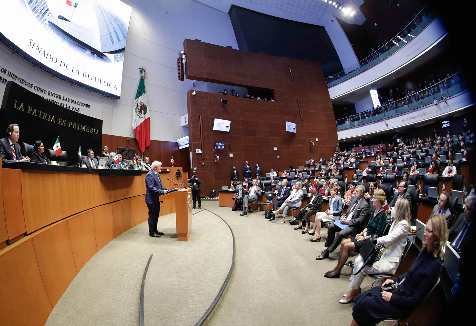 Recibe pleno del Senado, en sesión solemne, al presidente de Alemania, Frank-Walter Steinmeier