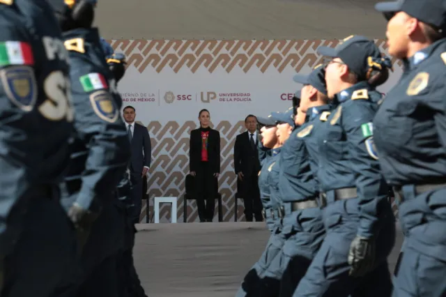 Pide Claudia Sheinbaum a 427 nuevos policías de la SSC lealtad al pueblo de la Ciudad de México