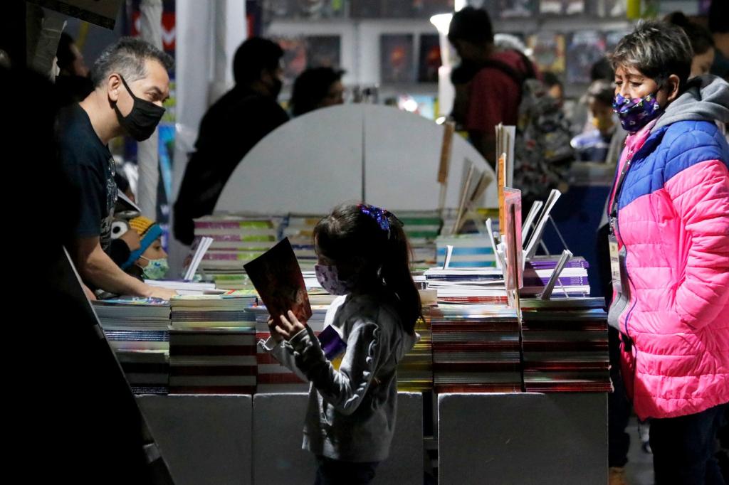 Recomienda Secretaría de Cultura 10 eventos imperdibles de la XXII Feria Internacional del Libro del Zócalo