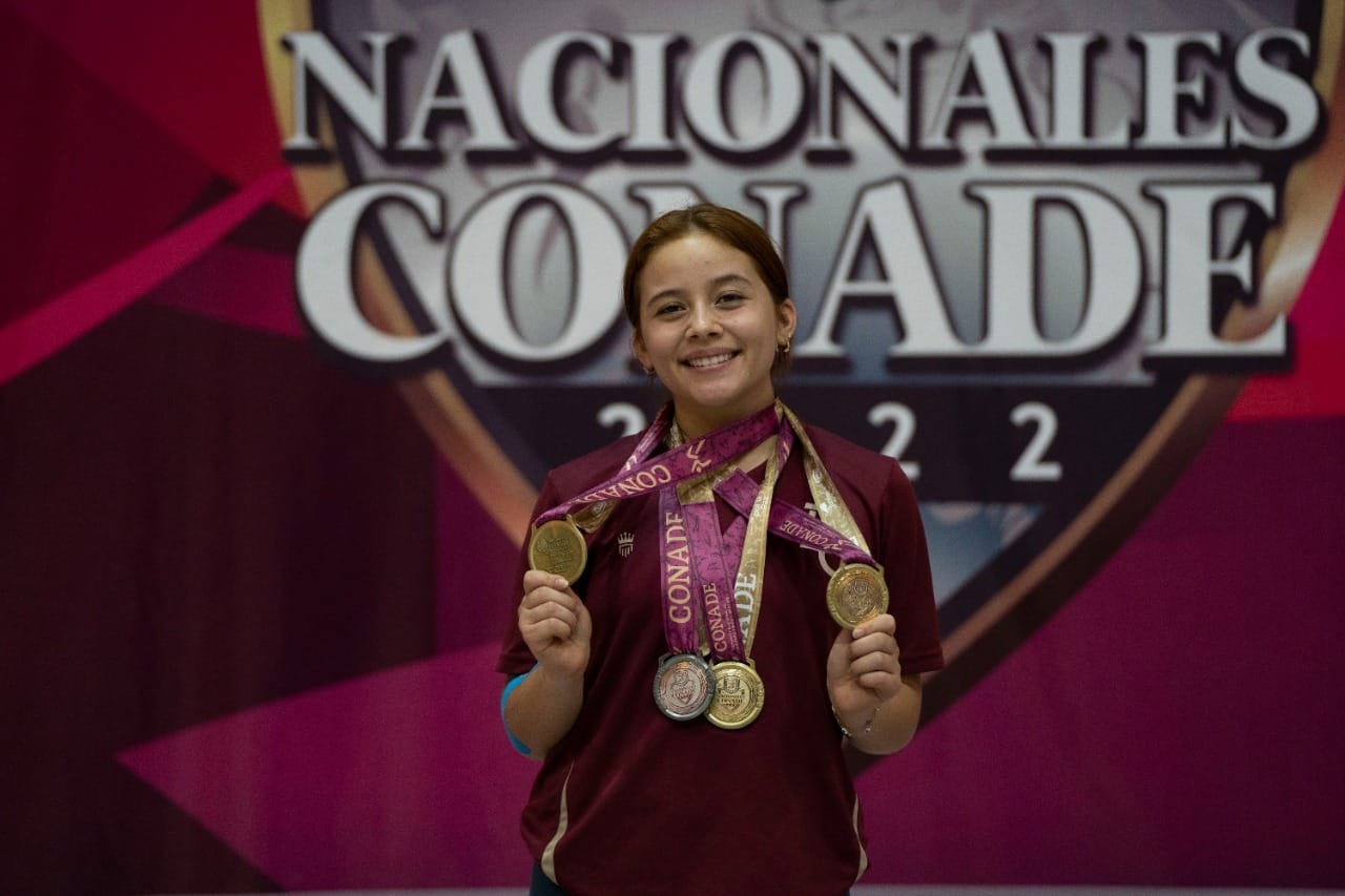 Esgrimista Jimena Torres se integra a selección mayor con objetivo olímpico