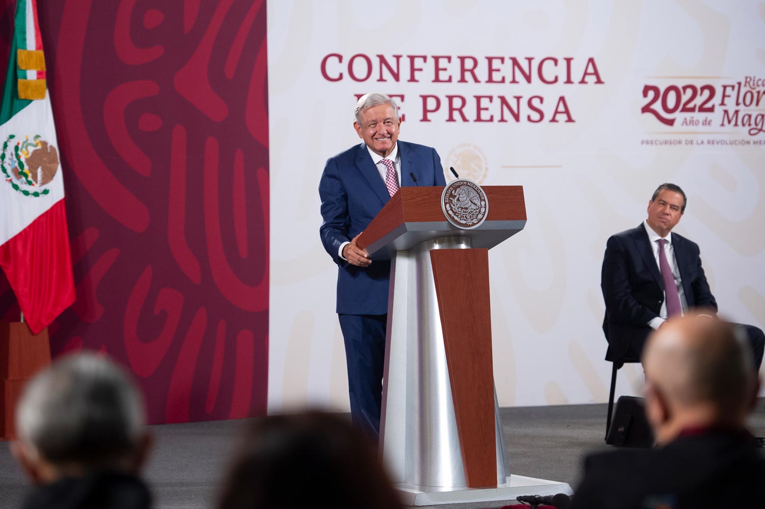 Reforma electoral no desaparecerá órgano encargado de organizar elecciones, reitera AMLO
