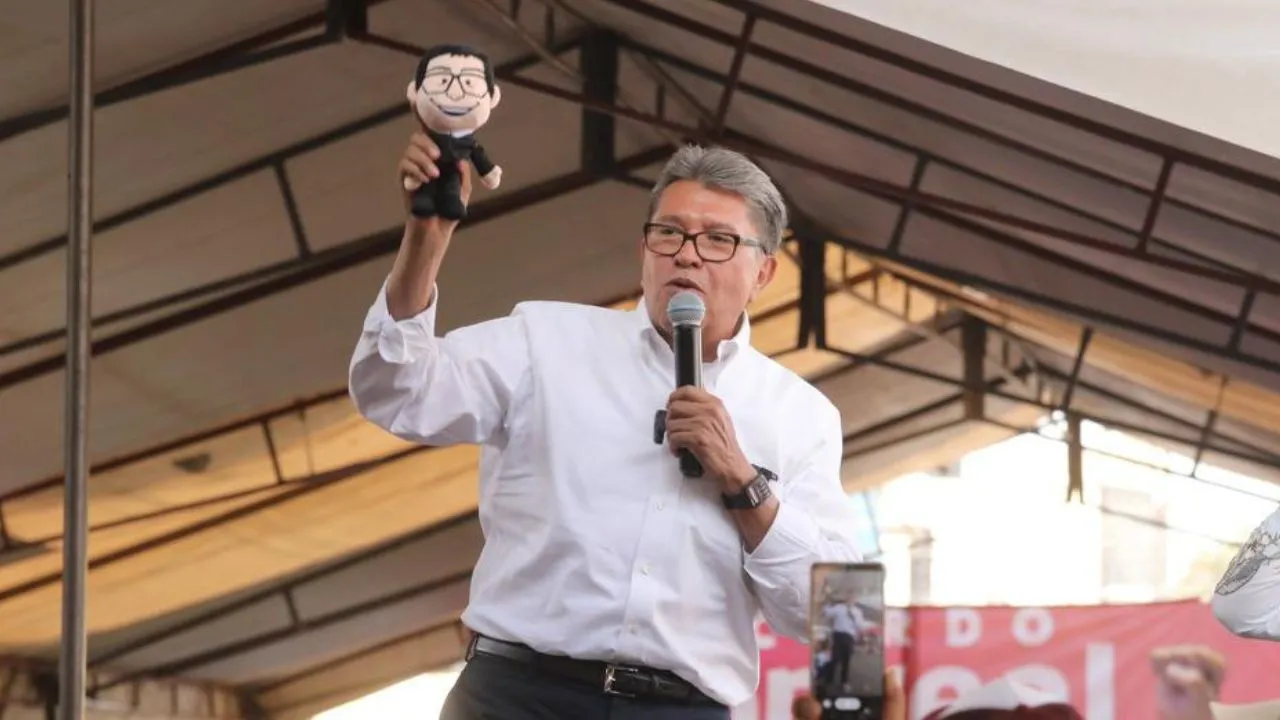 “Monriluches”: ¿Una Jugada Ingeniosa o un Giro Irrelevante de Ricardo Monreal?