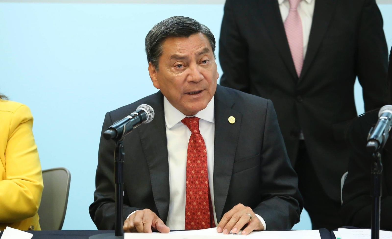 Senador Óscar Cantón Zetina discute avances en reforma constitucional para fortalecer la seguridad pública