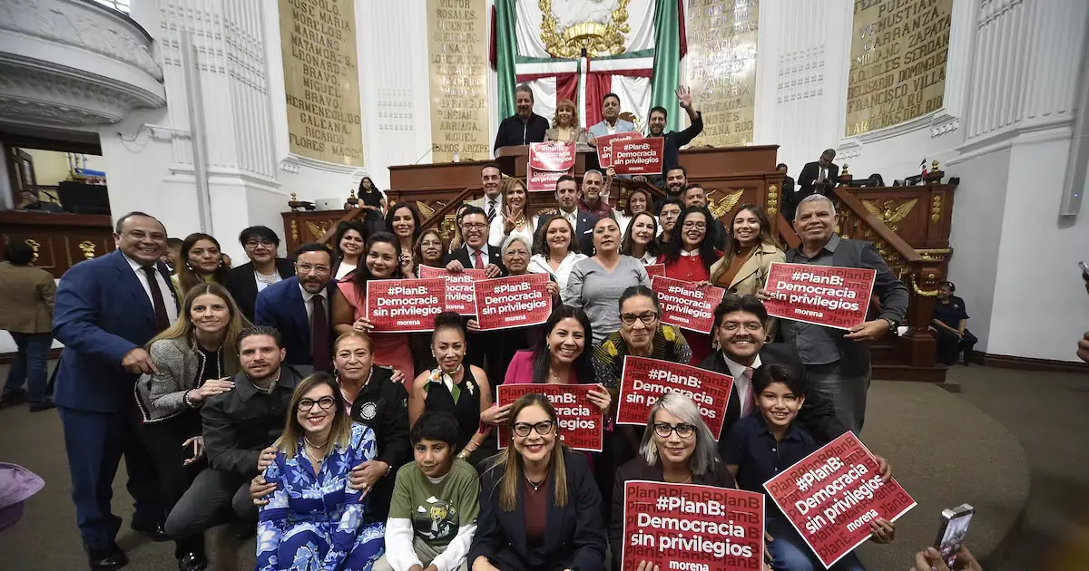 CONGRESO CAPITALINO APRUEBA EL PLAN B DE LA PRESIDENTA