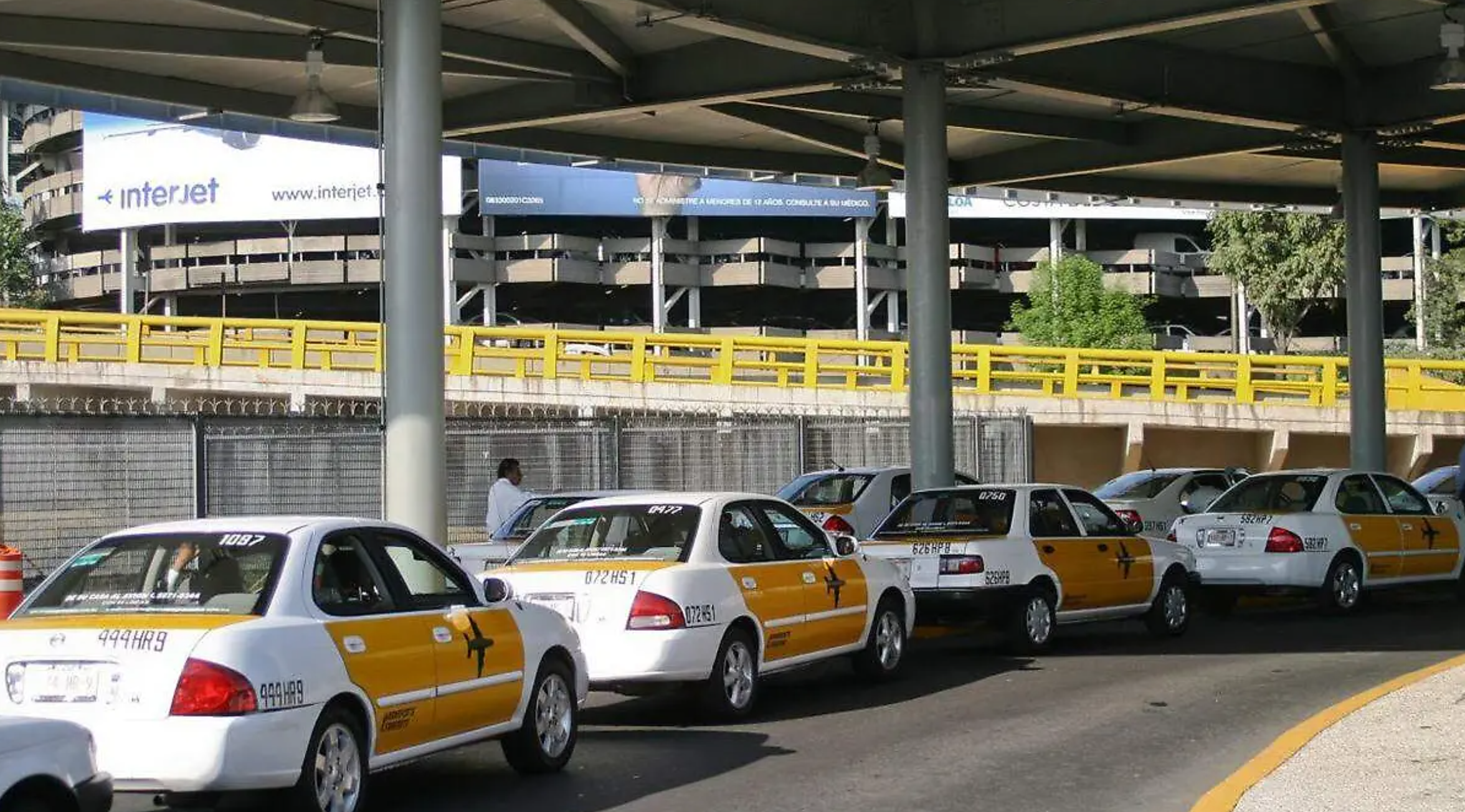 DESCUENTOS Y MEJORAS DE SERVICIO EN TAXIS AUTORIZADOS POR AICM