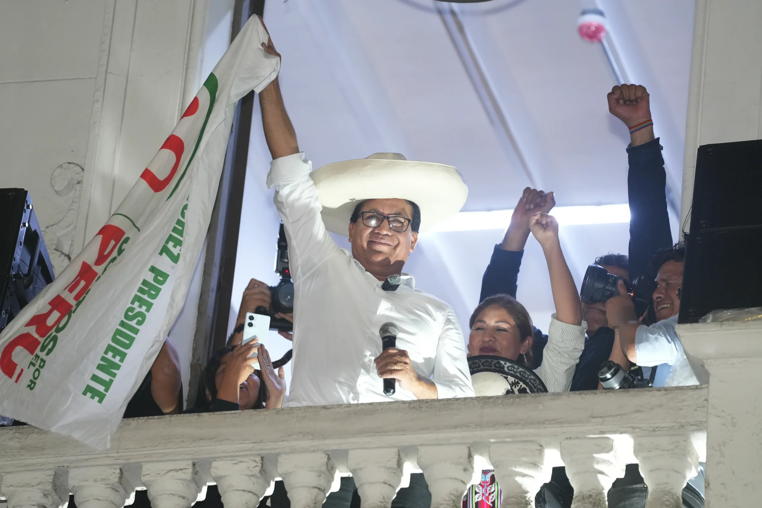 Roberto Sánchez lidera el conteo en Perú con una ventaja de 42 mil votos sobre Keiko Fujimori