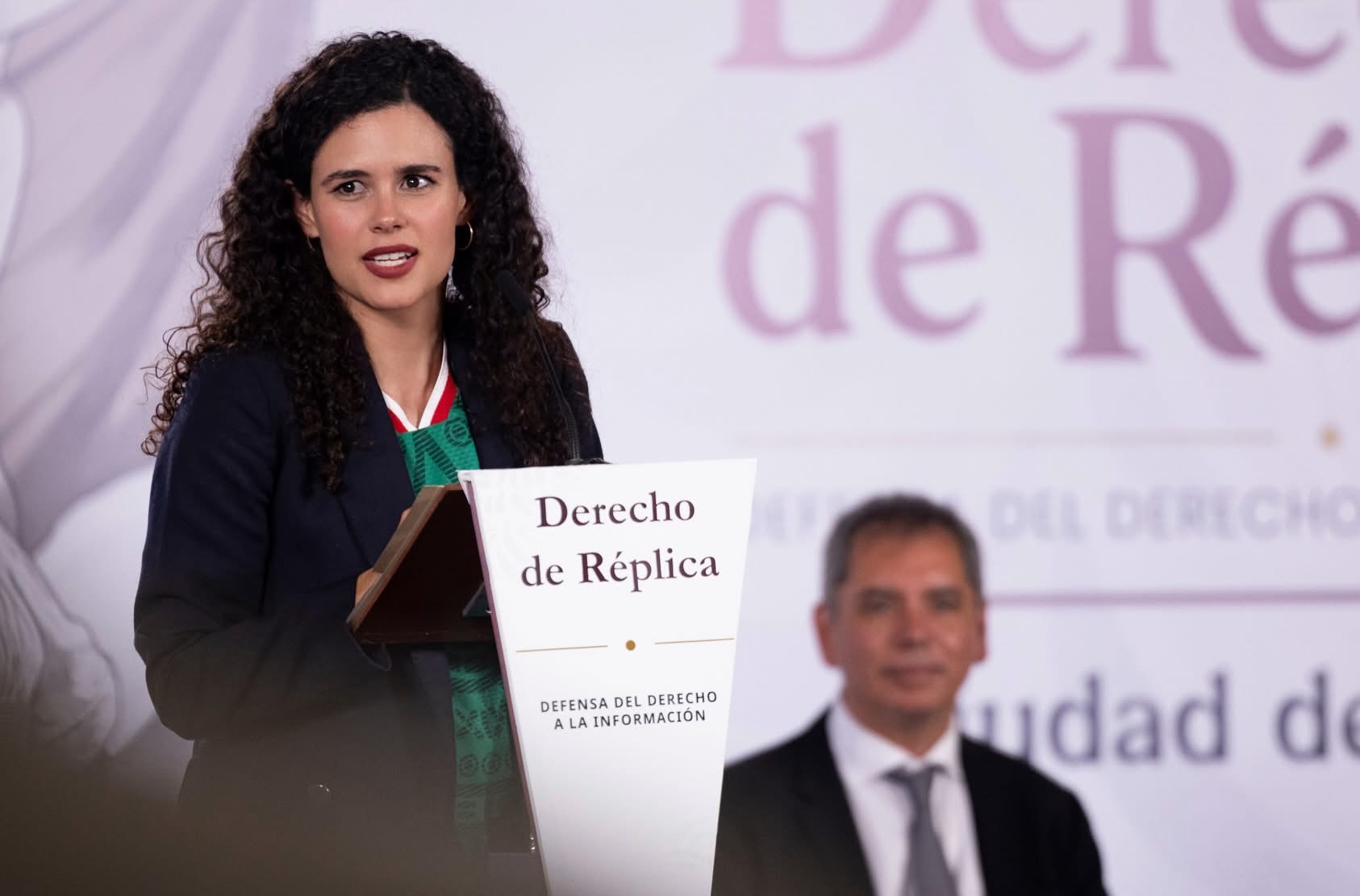 El gobierno detecta una red internacional de derecha que busca dañar a Sheinbaum durante el Mundial