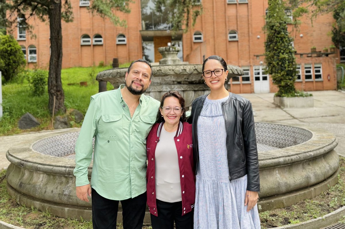 MÁS DE 2 MIL SE REGISTRAN EN LA UNIVERSIDAD ROSARIO CASTELLANOS DE TLALPAN