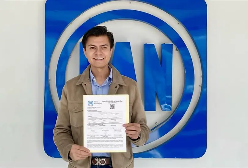 Un militante panista propone el “voto por familia” y desata polémica en redes