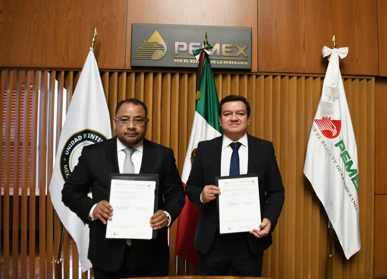 Hacienda y Pemex firman convenio contra el huachicol