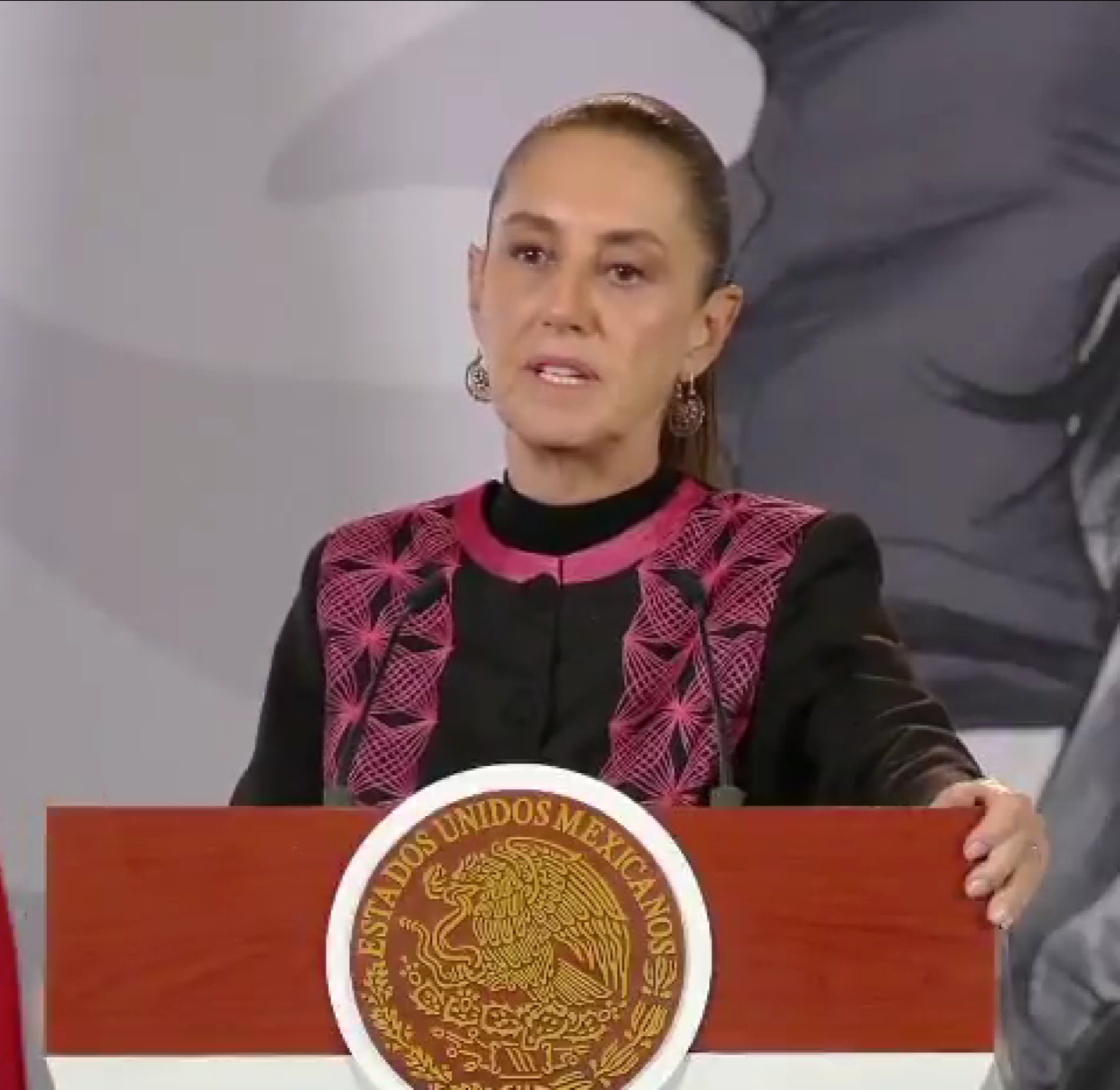 MACHISTA CREER QUE AMLO ESTÁ GOBERNANDO: SHEINBAUM