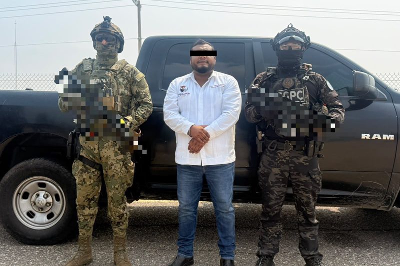Detienen a presidente municipal de Juchitán; se le acusa de extorsión agravada