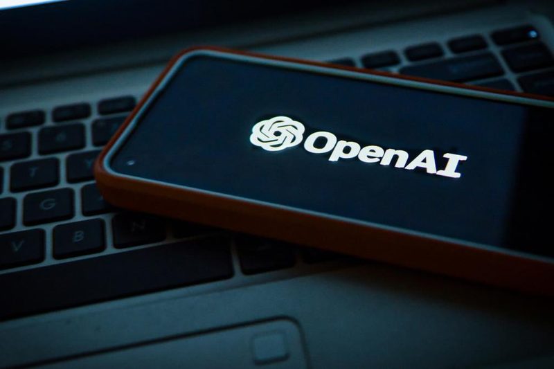 OpenAI detiene el entrenamiento de sus modelos más recientes