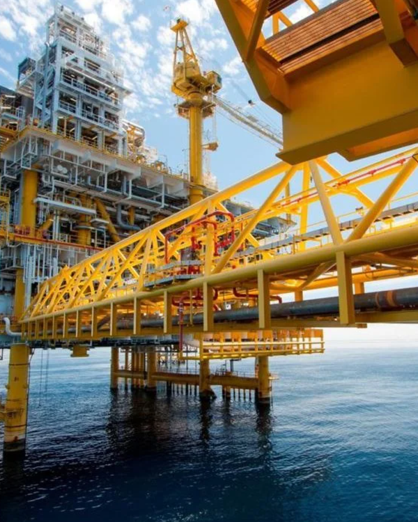 Pemex incrementó producción de petrolíferos en agosto