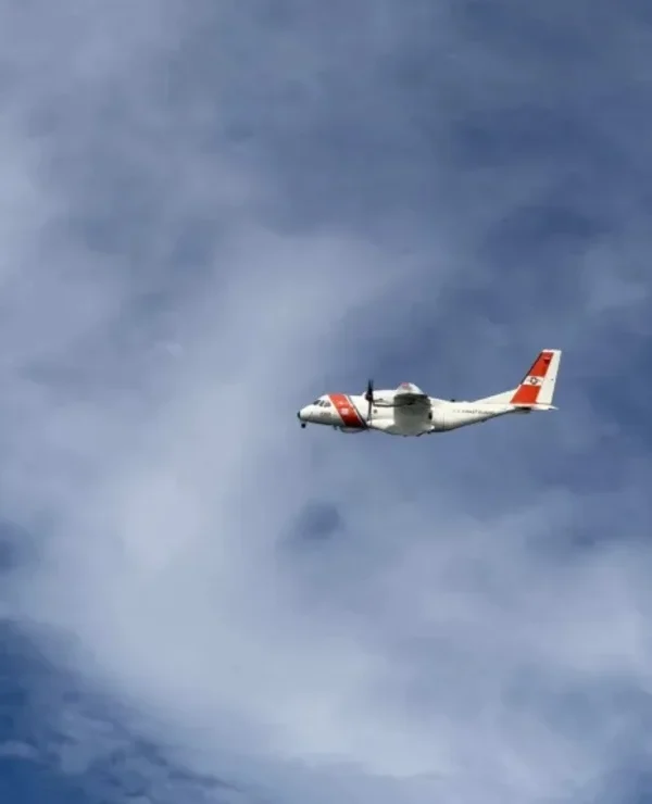 Buscan a seis personas tras desaparecer un avión médico rumbo a Boston