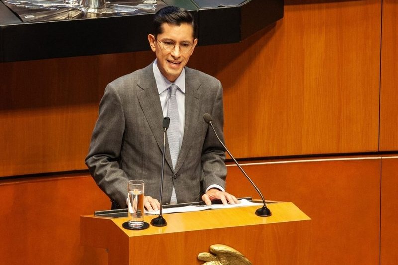 Serenidad ante las presiones internacionales, regla de la diplomacia mexicana: Velasco Álvarez